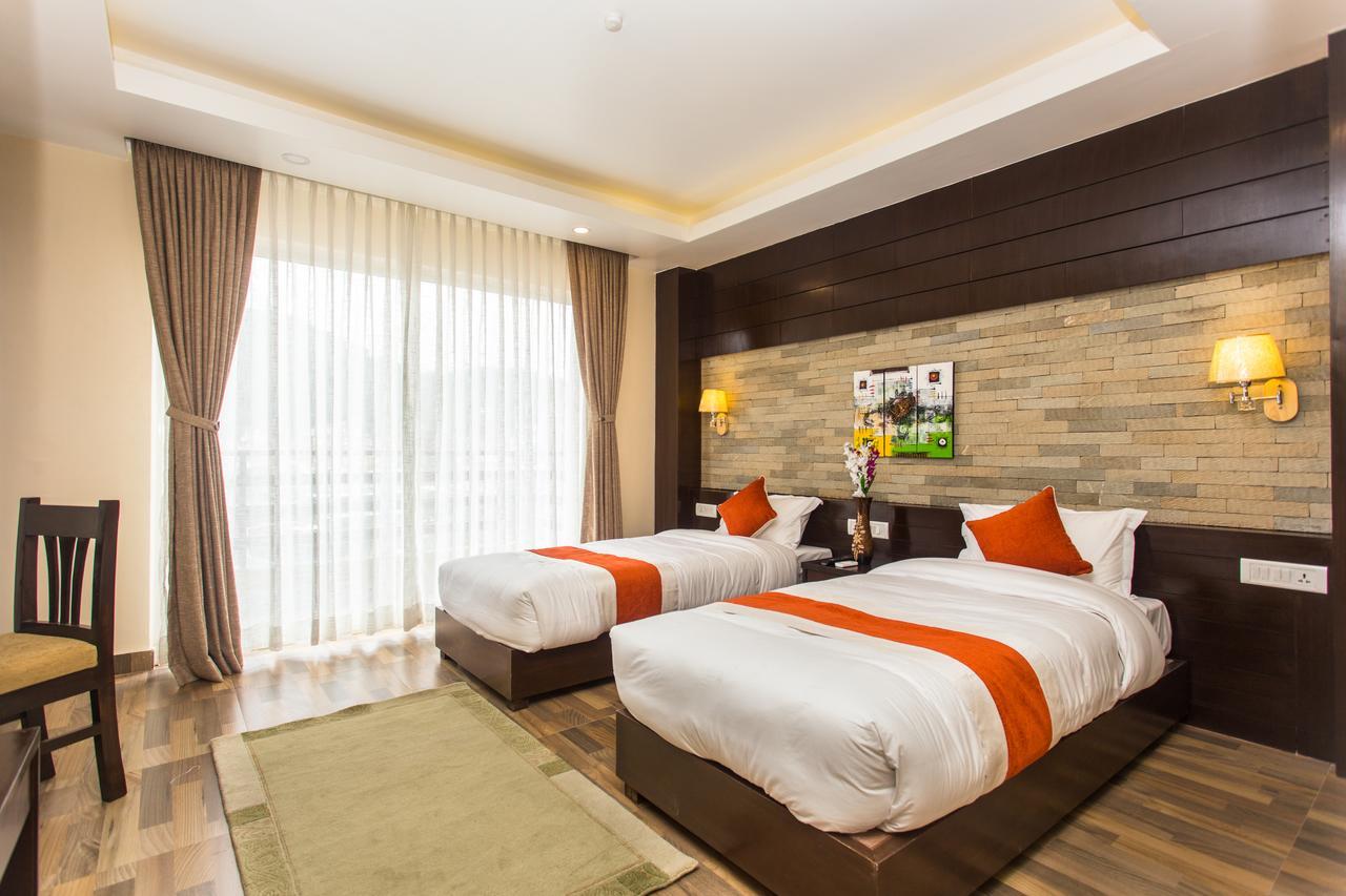 Bodhi Suites Boutique Hotel And Spa Pokhara Exterior photo