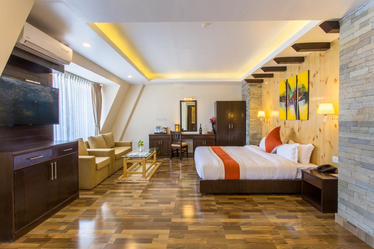 Bodhi Suites Boutique Hotel And Spa Pokhara Exterior photo