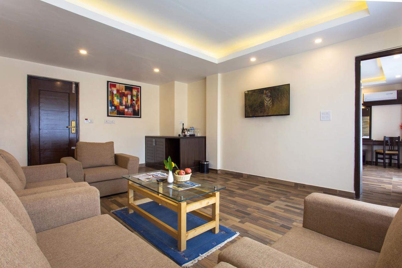 Bodhi Suites Boutique Hotel And Spa Pokhara Exterior photo